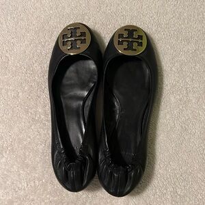 Tory Burch Flats. Size 9, barely worn. Black with gold